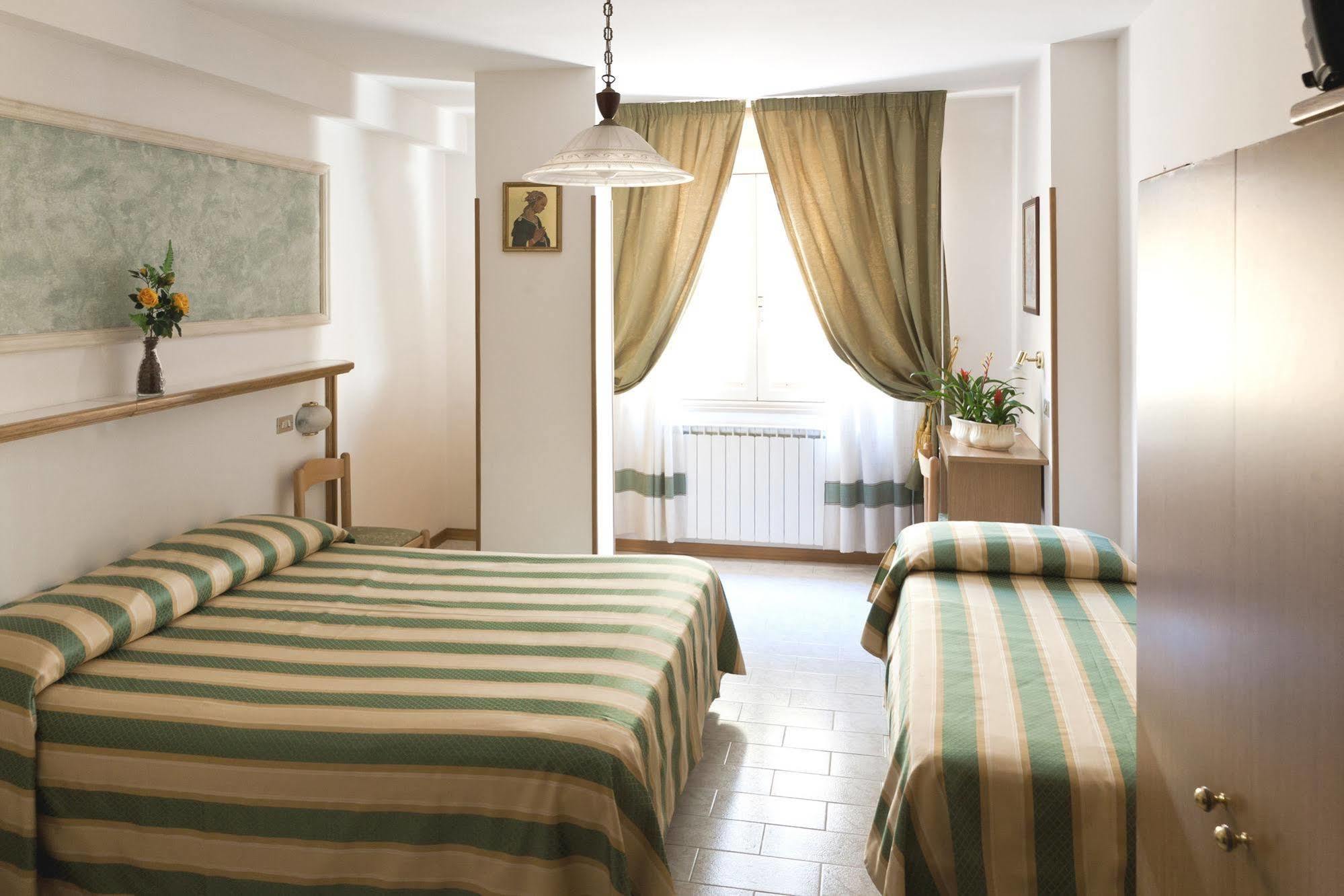 Hotel Vignola Assisi Exteriér fotografie